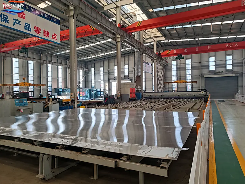 Aluminum Alloy Tanker Truck Production Workshop