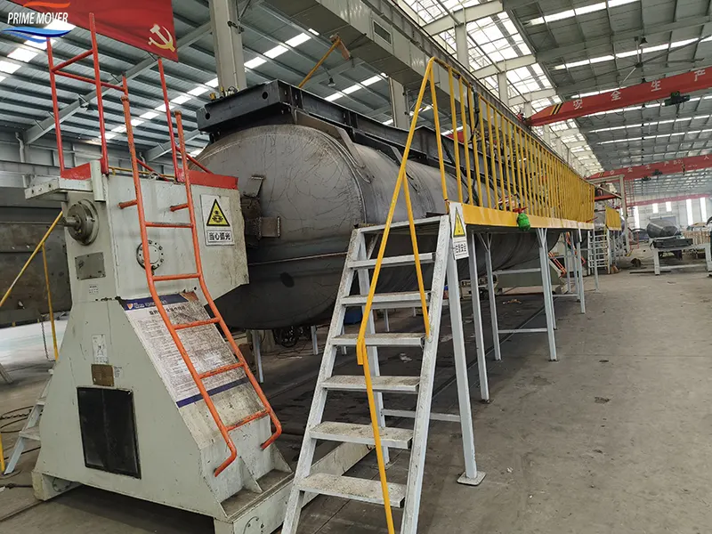 Carbon Steel Oil Tank Semi-Trailer Production Workshop