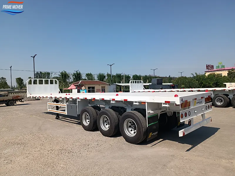 Heavy-Duty Flatbed Semi-Trailer Heavy-Duty Flatbed Semi-Trailer
