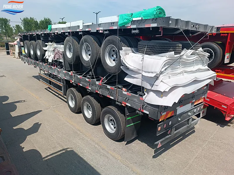 Three-Axle Flatbed Trailer Packing and Loading Three-Axle Flatbed Trailer Packing and Loading