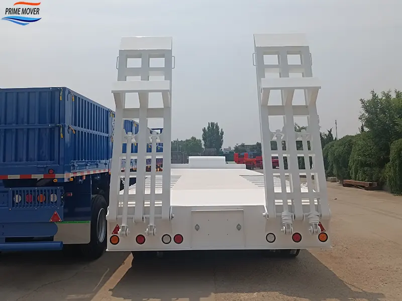 40-Ton Low-Flatbed Semi-Trailer