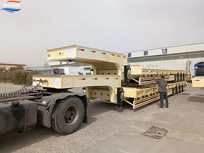 4-axle Low-Flatbed Trailer Loaded 4-axle Low-Flatbed Trailer Loaded
