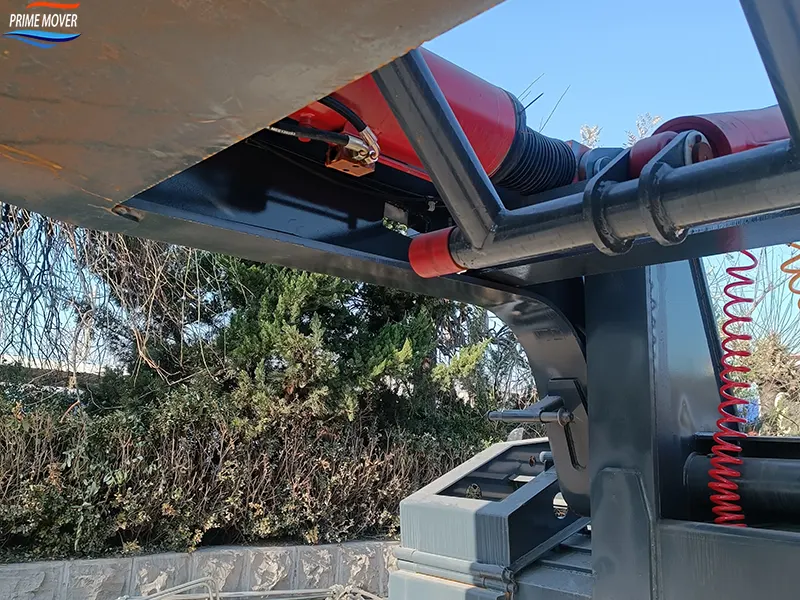 Removing the Gooseneck Braking System Removing the Gooseneck Braking System