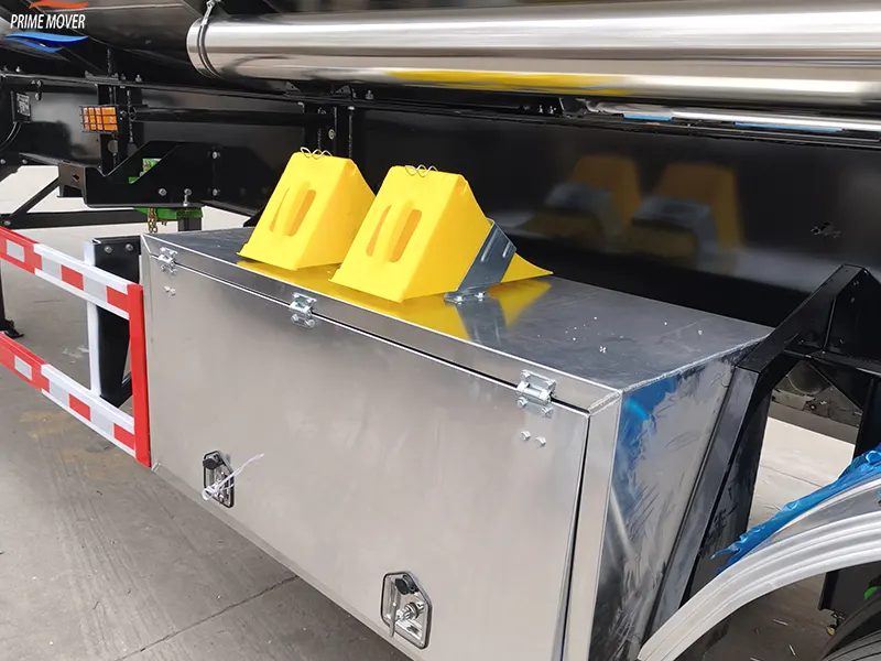 Oil Tank Trailer Unloading Port