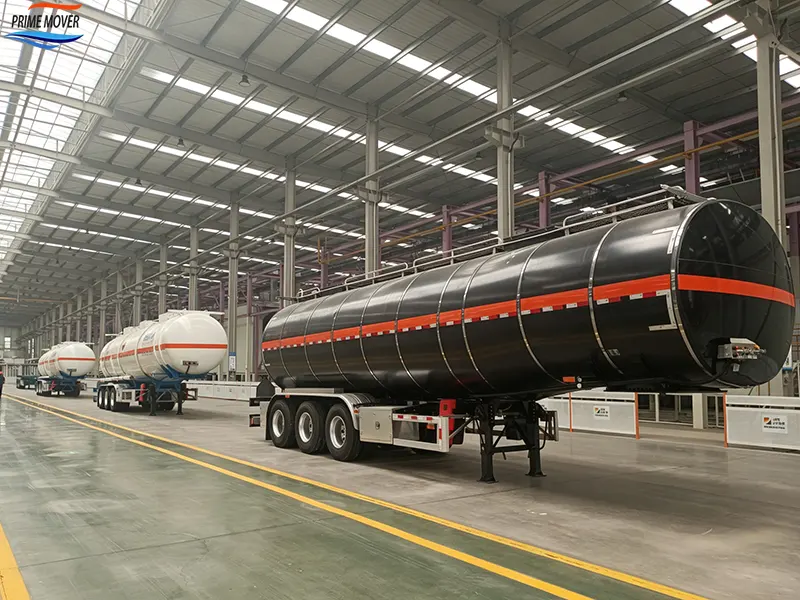 Asphalt-Loaded Semi-Trailer Asphalt-Loaded Semi-Trailer