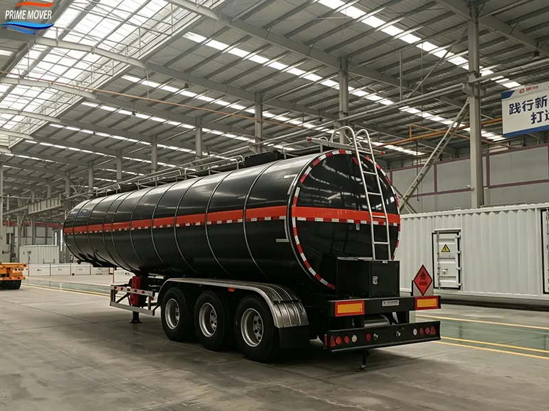 Three-Axle Heated and Insulated Asphalt Tank Semi-Trailer Three-Axle Heated and Insulated Asphalt Tank Semi-Trailer