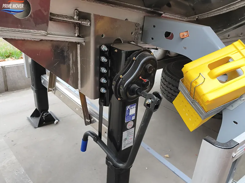Aluminum Alloy Tank Trailer Details Display