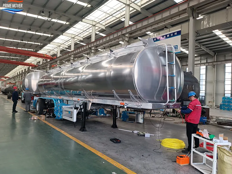Aluminum Alloy Tank Trailer in Process