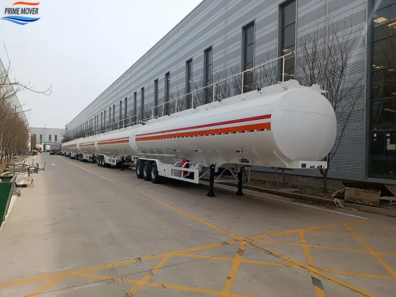 Carbon Steel Tank Semi-Trailer Inventory Display