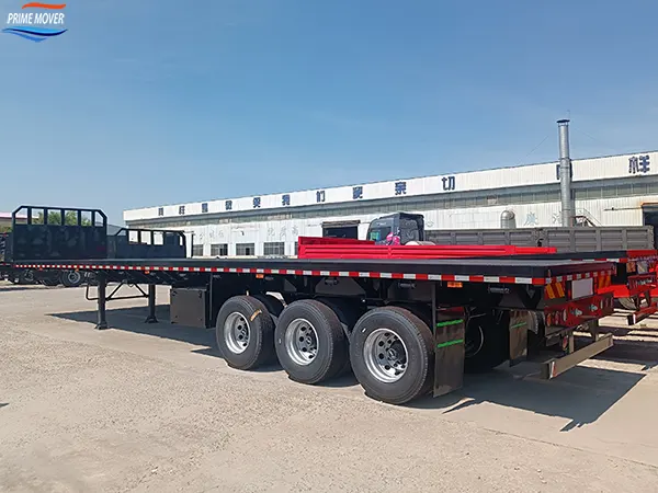 14-Meter Three-Axle Flatbed Semi-Trailer – Extended-Length Heavy Hauler